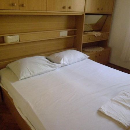 Apartments Ivan - 150 Meters From Beach Pag Town Exterior photo